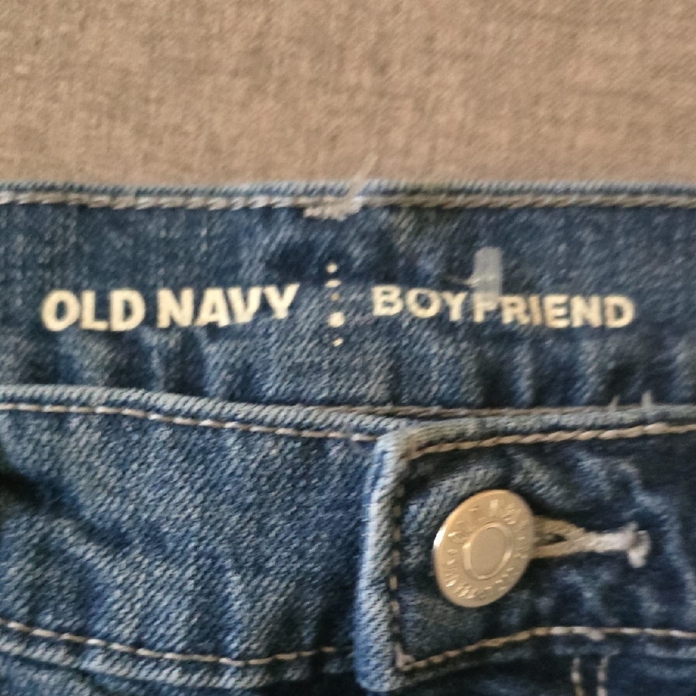 Old Navy Boyfriend Jean Shorts Women's Size 4 Medium Blue Denim Distressed Rips - Picture 6 of 12
